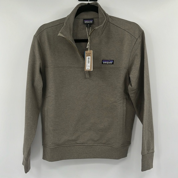 Patagonia Tops - Women’s NWT Patagonia Quarter Zip AHNYA Pullover